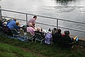 Die ersten Zuschauer am Donaudamm